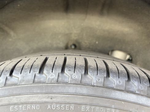Used 2016 Mercedes-Benz GLC 300 image 12