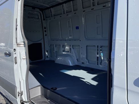 New 2026 Mercedes-Benz Sprinter 2500 image 8