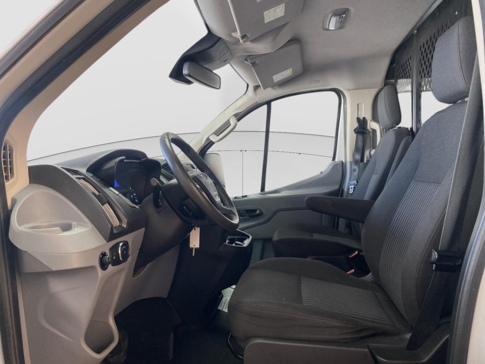 Used 2017 Ford Transit 250 130 Low Roof w/ Exterior Upgrade Package RWD image 16
