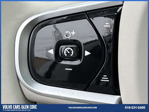 Used 2026 Volvo XC90 B6 Ultra w/ Protection Package image 21