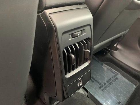 New 2025 Alfa Romeo Tonale w/ Premium Package image 14