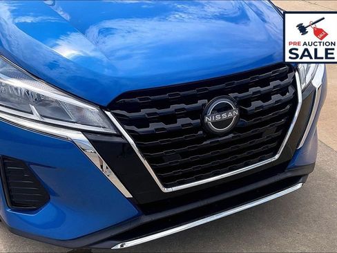 Used 2023 Nissan Kicks SV FWD image 30