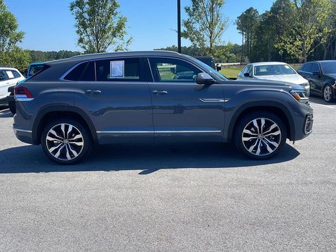 Used 2020 Volkswagen Atlas Cross Sport SEL R-Line AWD/4WD image 8