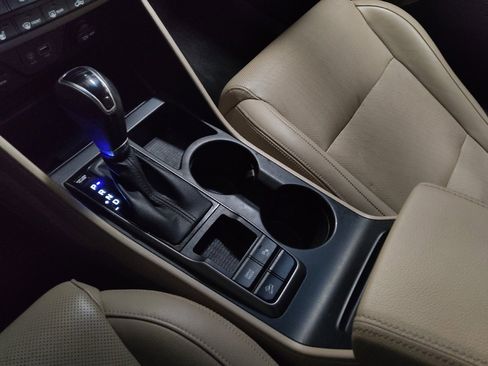 Used 2016 Hyundai Tucson Limited w/ Option Group 03 image 26