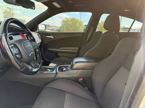 Used 2019 Dodge Charger Scat Pack image 5