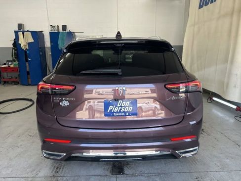 Used 2024 Buick Envision Avenir AWD/4WD image 5