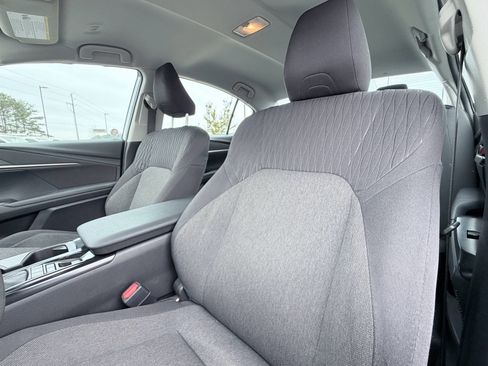 Used 2025 Toyota Camry LE image 22