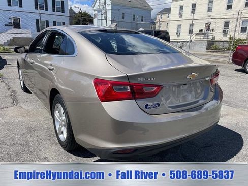 Used 2023 Chevrolet Malibu LT FWD image 9