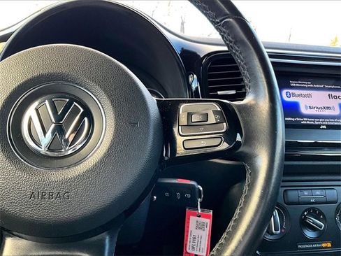 Used 2019 Volkswagen Beetle 2.0T S image 24