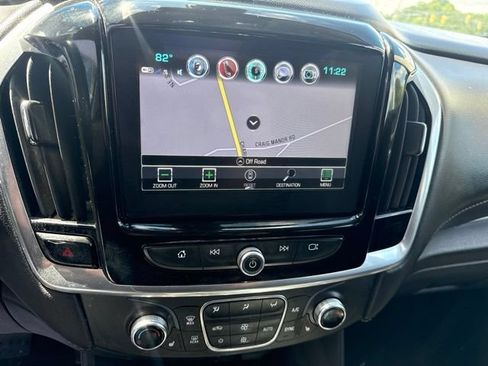 Used 2019 Chevrolet Traverse LT w/ LT Premium Package AWD/4WD image 15