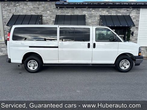 Used 2023 Chevrolet Express 3500 LT w/ LT Preferred Equipment Group image 8