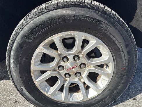 Used 2015 GMC Sierra 1500 SLE w/ SLE Value Package AWD/4WD image 12