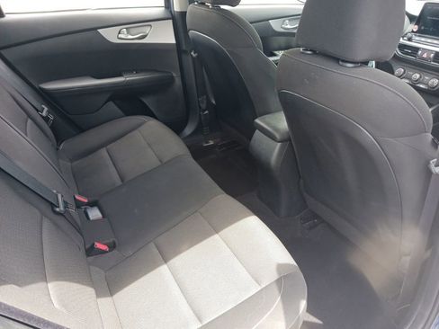 Used 2024 Kia Forte LXS FWD image 19