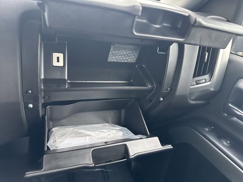 Used 2019 Chevrolet Silverado 1500 LT image 31