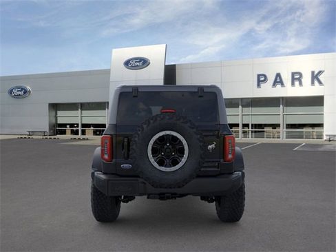 New 2025 Ford Bronco Outer Banks w/ Sasquatch Package image 5