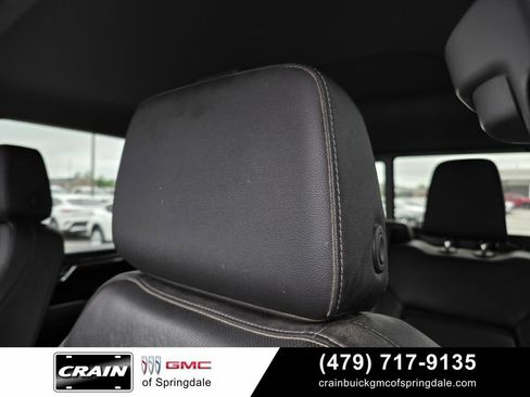 Used 2024 Chevrolet Silverado 2500 LTZ w/ LTZ Convenience Package AWD/4WD image 22