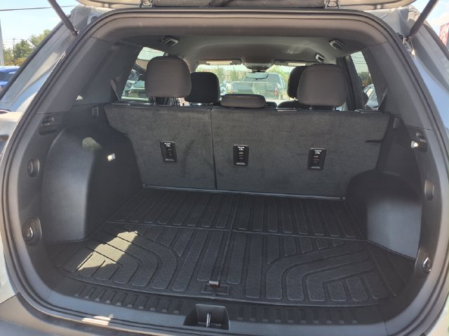 Used 2026 GMC Terrain Elevation w/ Technology Package II FWD image 29
