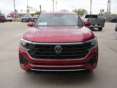 Used 2025 Volkswagen Atlas Cross Sport SEL Premium R-Line AWD/4WD image 33