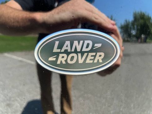 Used 2019 Land Rover Range Rover Velar R-Dynamic SE AWD/4WD image 41