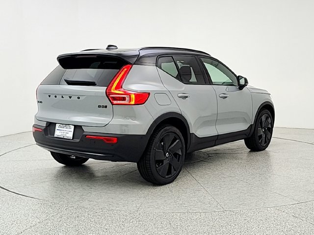 New 2026 Volvo XC40 B5 Ultra w/ Protection Package Premier AWD/4WD image 5