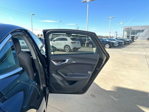 Used 2025 Audi A5 2.0T Prestige image 27