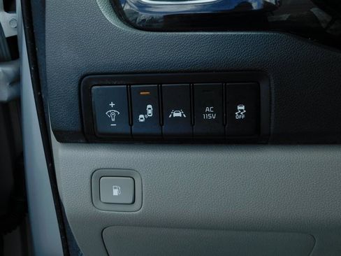 Used 2021 Kia Sedona EX w/ EX Premium Package image 34