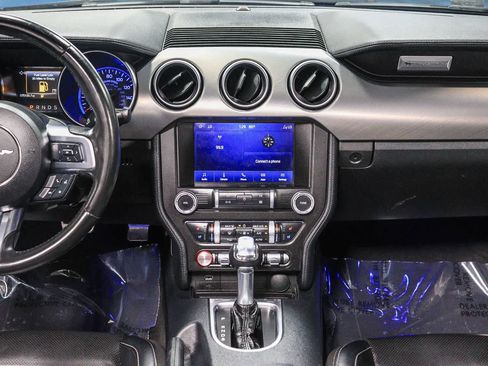 Used 2022 Ford Mustang Premium RWD image 19