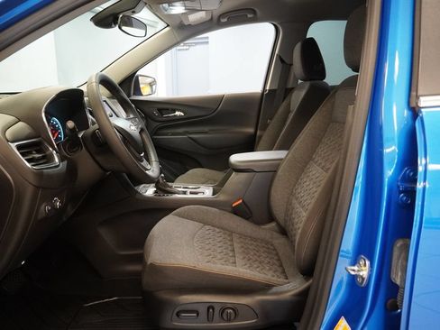 Used 2024 Chevrolet Equinox LT AWD/4WD image 5