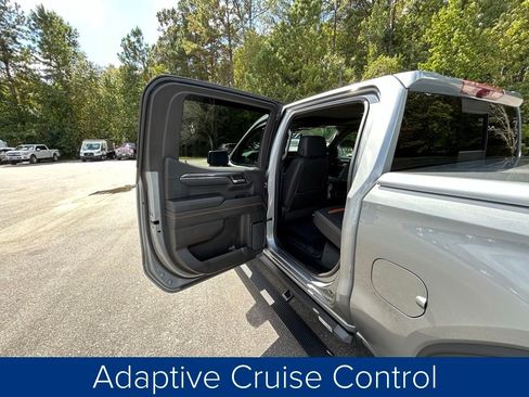 Used 2024 GMC Sierra 1500 AT4 w/ Technology Package image 16