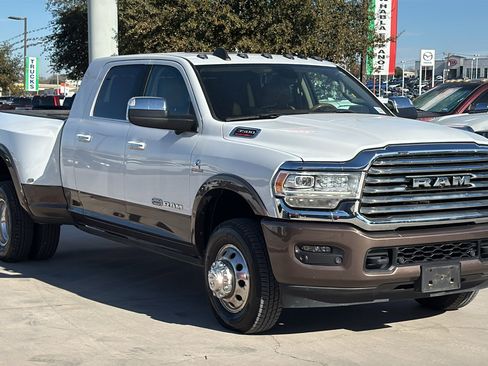 Used 2020 RAM 3500 Limited image 7