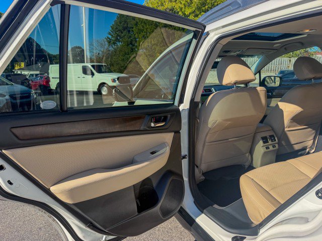 Used 2017 Subaru Outback 3.6R Limited AWD/4WD image 17