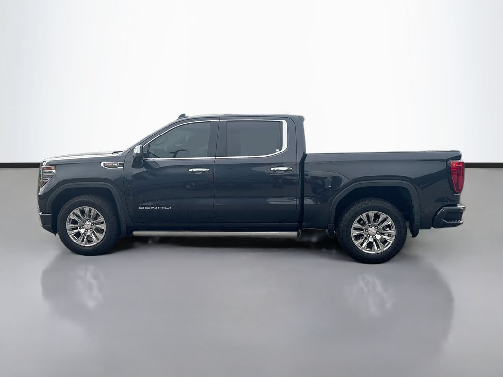Used 2023 GMC Sierra 1500 Denali w/ Technology Package AWD/4WD image 6