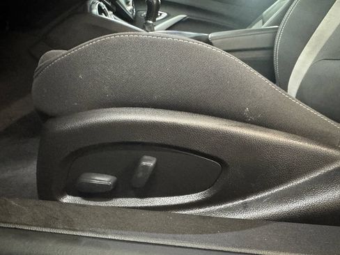 Used 2020 Chevrolet Camaro LS RWD image 14