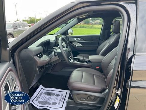 New 2026 Ford Explorer Platinum RWD image 13