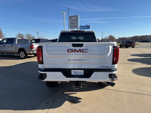 Used 2022 GMC Sierra 2500 AT4 image 6
