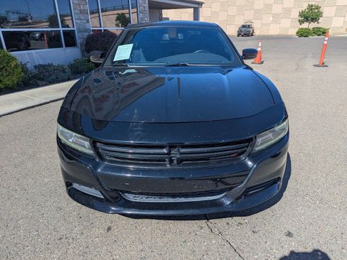 Used 2017 Dodge Charger SXT RWD image 7