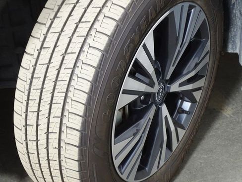 Used 2022 Nissan Rogue SV image 34