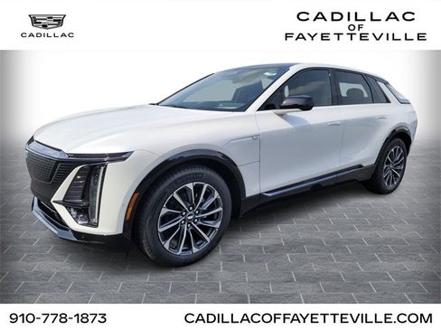 New 2025 Cadillac Lyriq Sport image 1