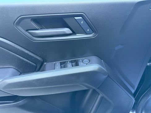 Used 2024 Chevrolet Colorado Trail Boss w/ Advanced Trailering Package AWD/4WD image 11