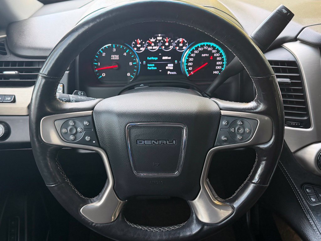 Used 2018 GMC Yukon XL Denali RWD image 13