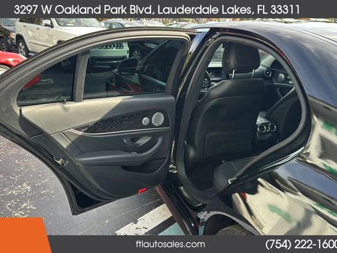 Used 2017 Mercedes-Benz E 300 4MATIC w/ Premium 1 Package image 25