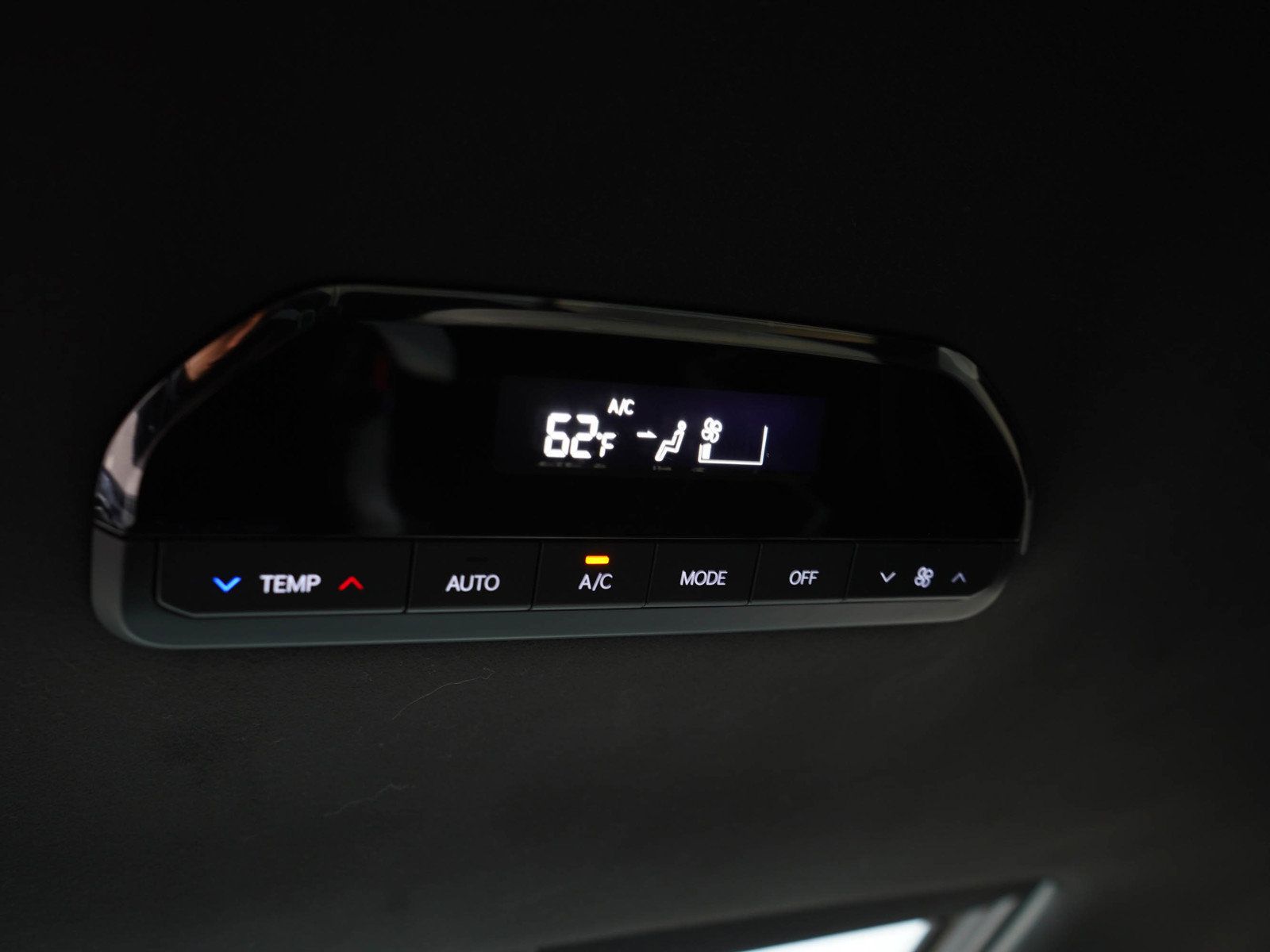 Used 2024 Kia EV9 GT-Line AWD/4WD image 18