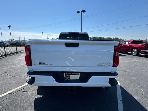 New 2026 Chevrolet Silverado 3500 High Country w/ High Country Premium Package AWD/4WD image 7