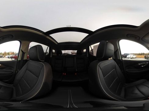 Used 2019 GMC Terrain Denali w/ Driver Alert Package II image 31