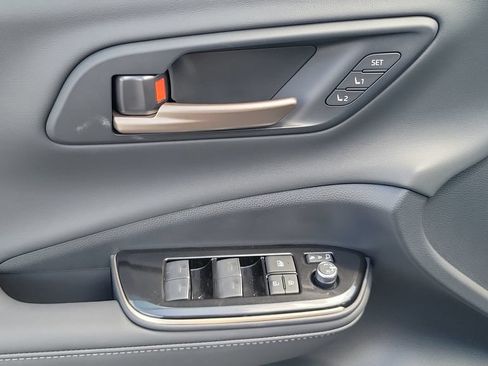 New 2026 Toyota Crown Platinum AWD/4WD image 21