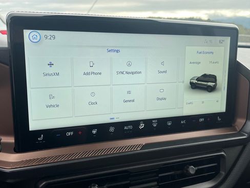 New 2025 Ford Bronco Sport Outer Banks w/ Outer Banks Tech Package+ image 18