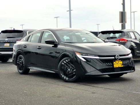 New 2026 Nissan Sentra SR w/ Floor Mat Package image 1