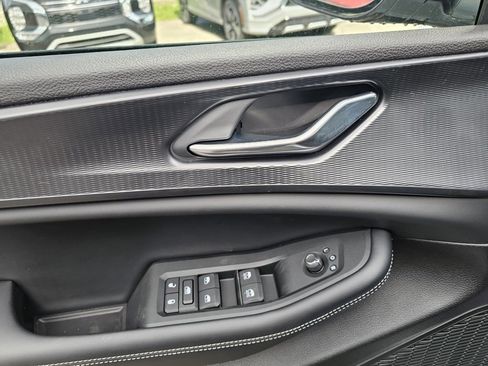 New 2025 Jeep Grand Cherokee L Altitude image 24