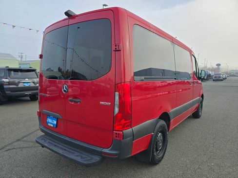 Used 2021 Mercedes-Benz Sprinter 1500 image 5