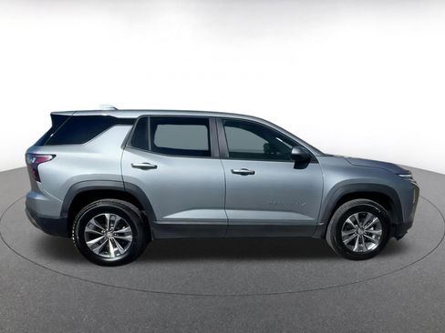 Used 2025 Chevrolet Equinox LT image 16